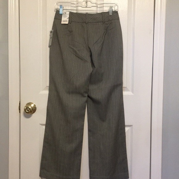 WORTHINGTON PETITE GRAY TROUSERS - Picture 5 of 5